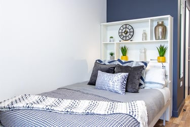 1 bed studio, Raleigh Street, City Centre, Plymouth, PL11ET - Image 7